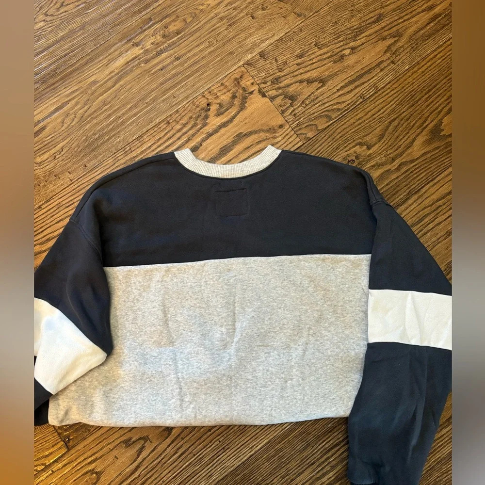 American Eagle crop sweatshirt - Picture 6 of 6
